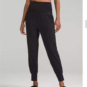 Lululemon Align High rise ribbed jogger, no longer sold. Size 8, EUC!